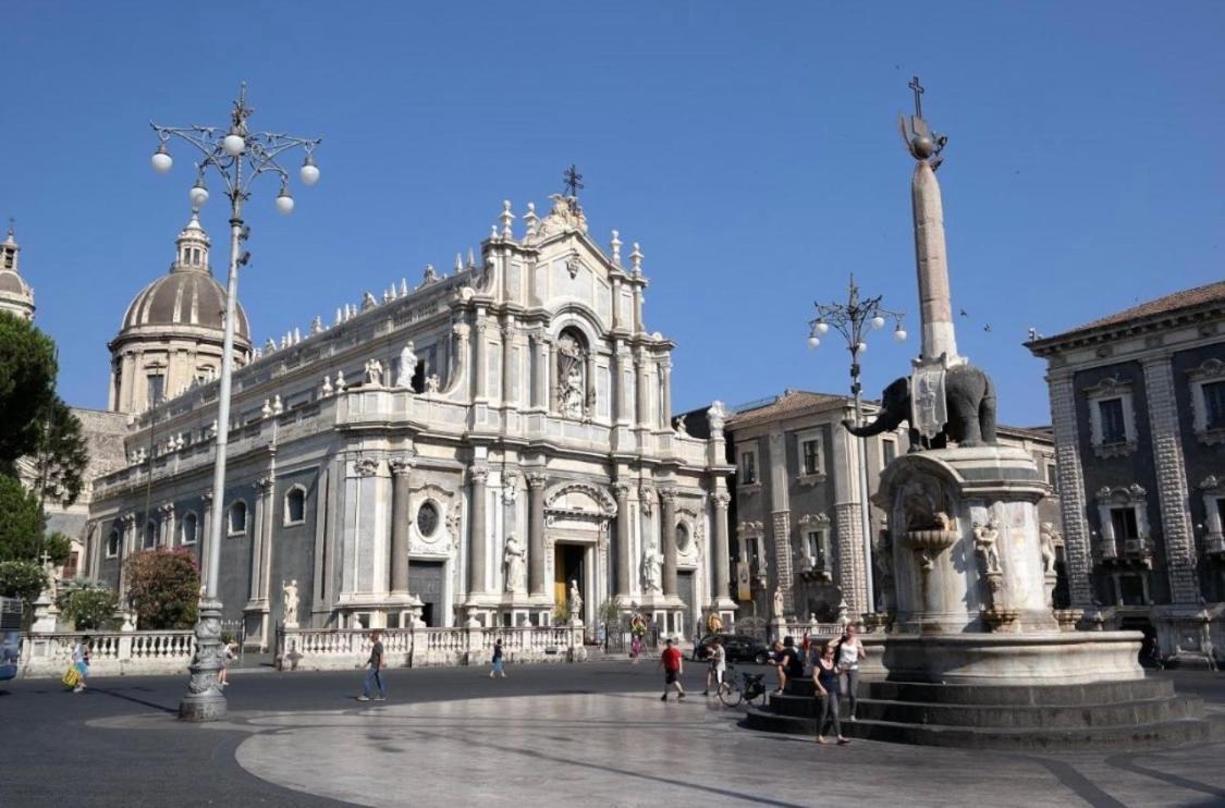 Appartamento Nobilehouse Aeroporto di Catania Fontana Rossa Esterno foto